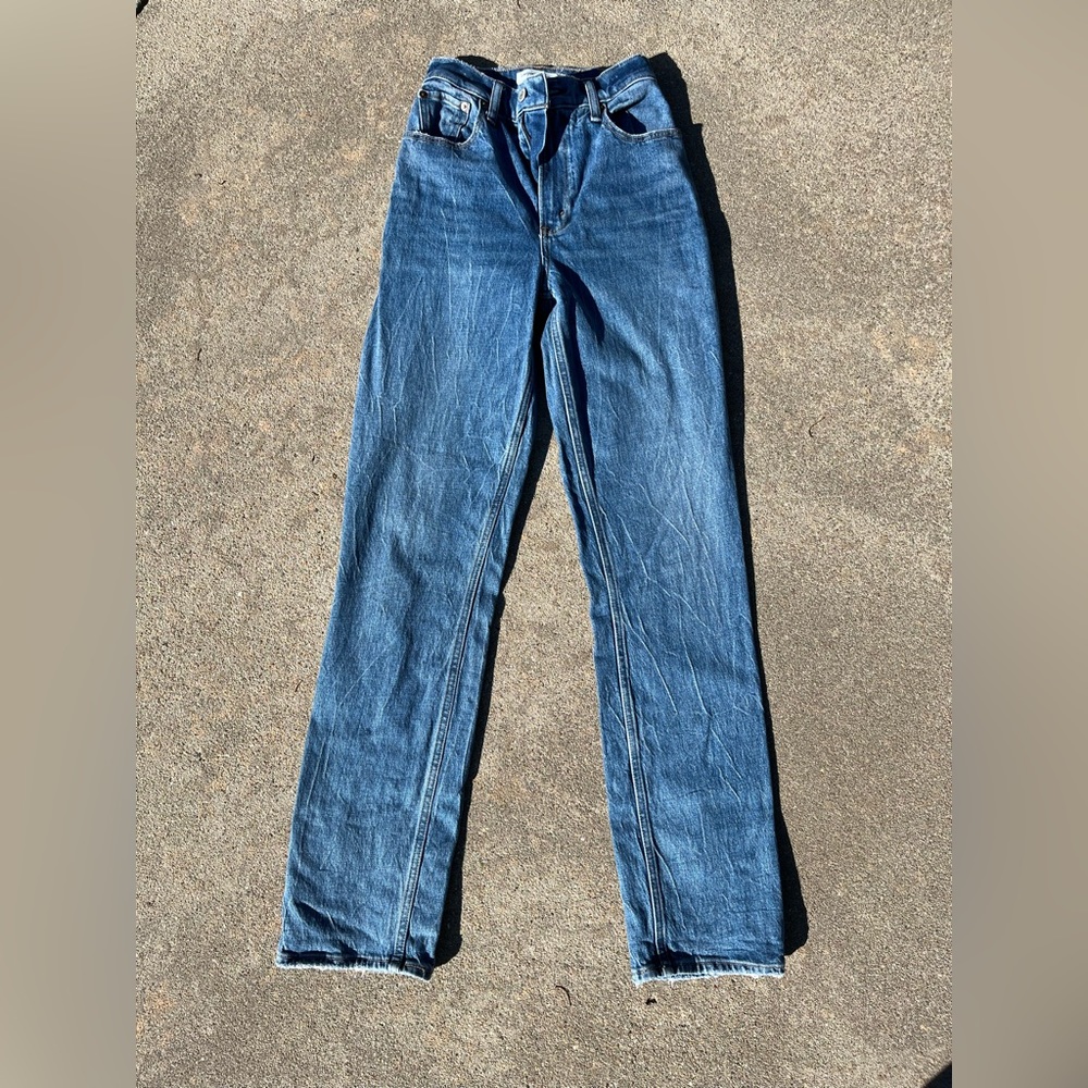 Abercrombie & Fitch Ultra High Rise 90s Straight Jean